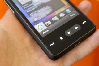 Illustration for article titled HTC HD Mini Review: A Really Lousy iPhone Nano